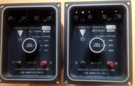 Cặp phân tầng crossover JBL N1200 dùng cho củ JBL D130/ D130A và LE85/ LE175