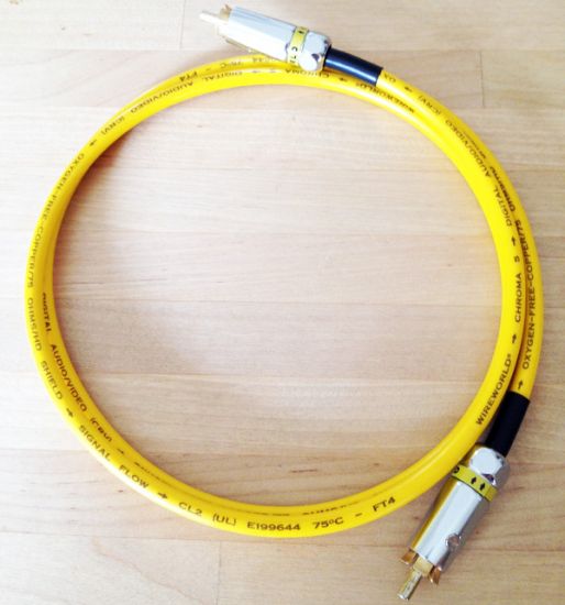 Dây coaxial WireWorld CHROMA 5 (1m, 2m)
